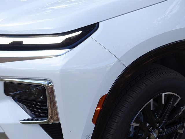 2024 Chevrolet Traverse Premier photo 33