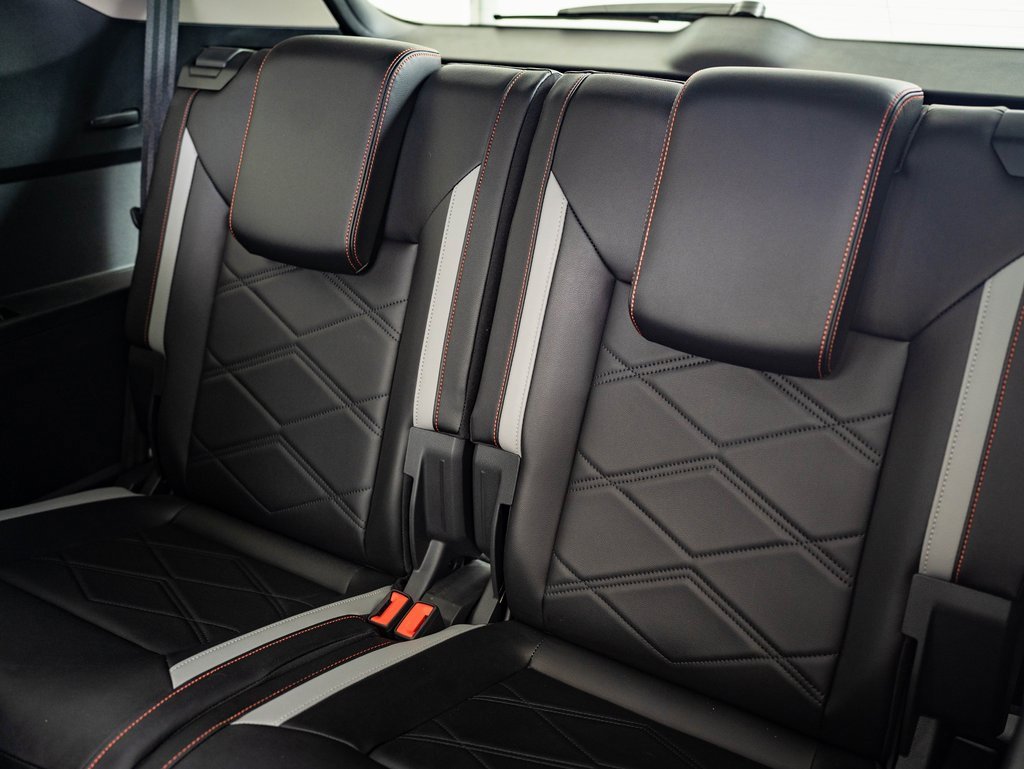 2025 Volkswagen Atlas Peak Edition SE photo 33
