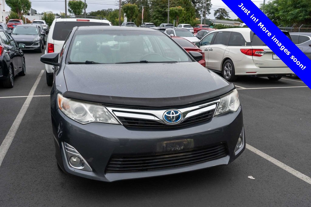 PreOwned 2012 Toyota Camry Hybrid XLE 4D Sedan in H19884A