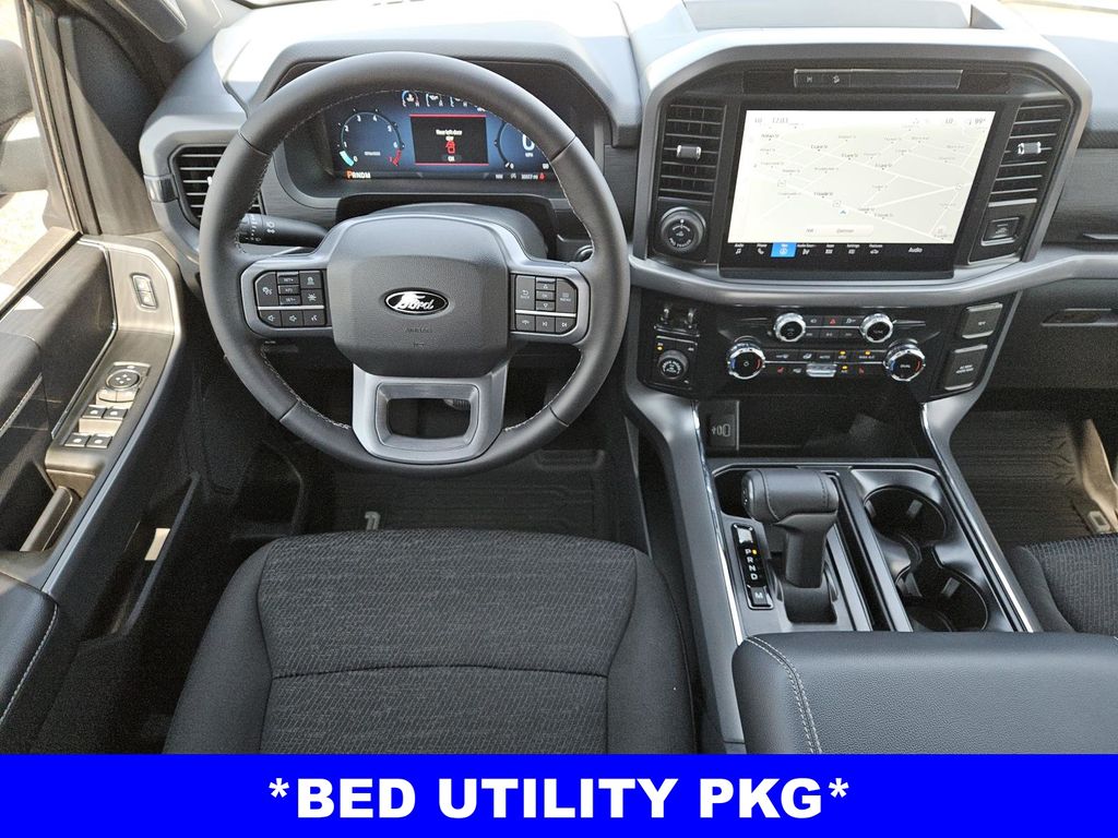 2025 Ford F-150 XLT photo 4