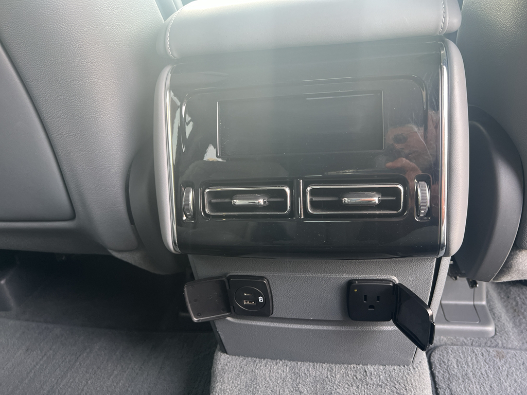 2020 Lincoln Aviator Reserve photo 28