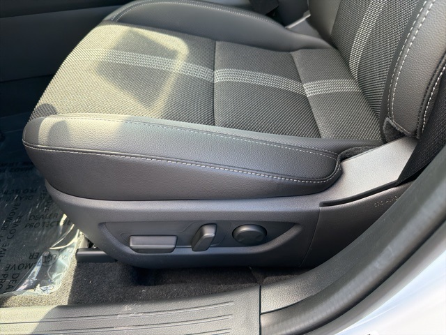 2025 Mazda CX-50 2.5 S Premium photo 10