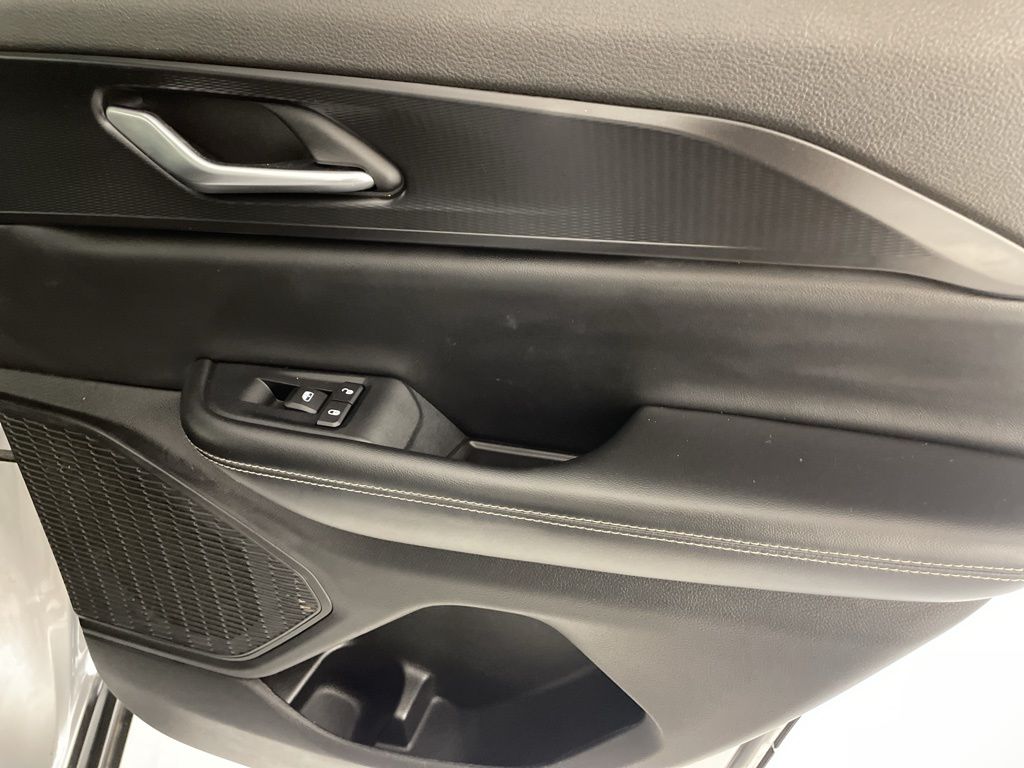 2023 Jeep Grand Cherokee Laredo photo 35