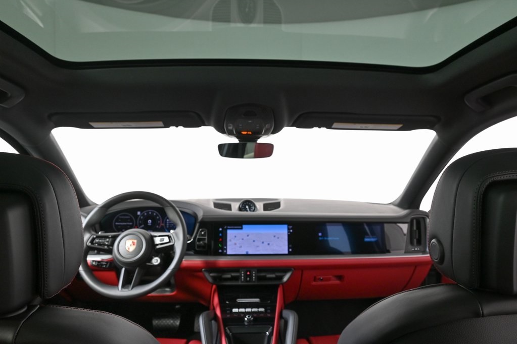 2026 Porsche Cayenne Coupe photo 17