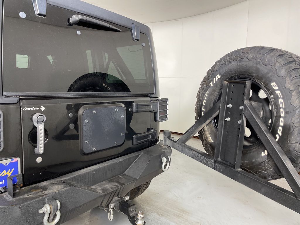 2016 Jeep Wrangler Unlimited Sport photo 32