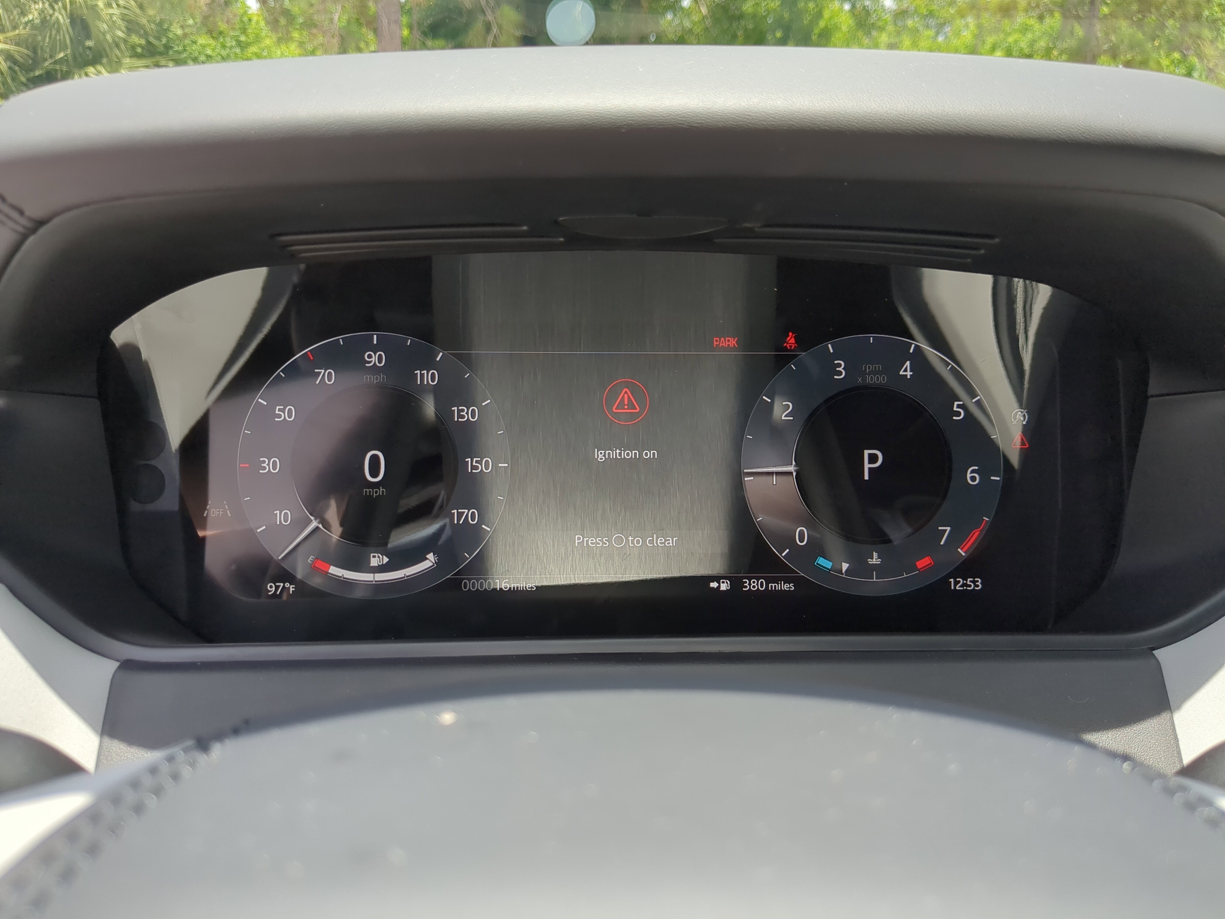 2026 Land Rover Range Rover Velar SE photo 12