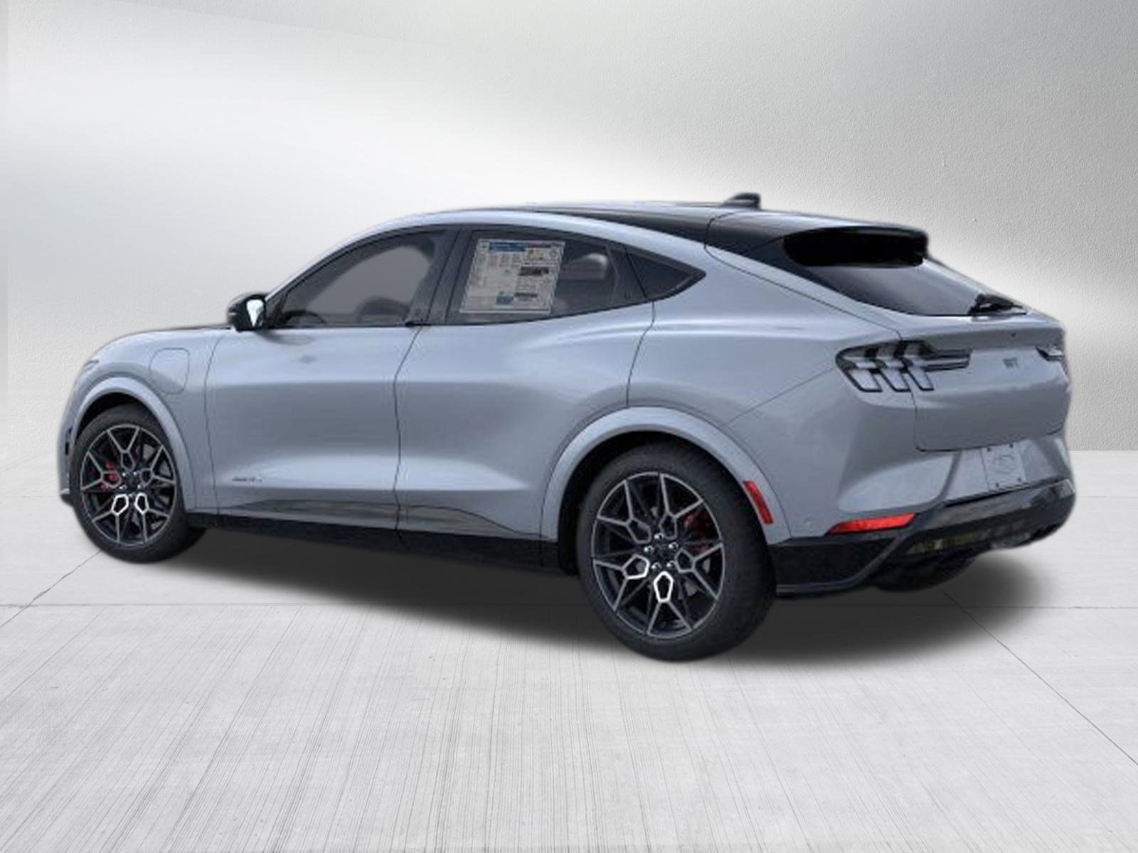 2025 Ford Mustang Mach-E GT photo 4