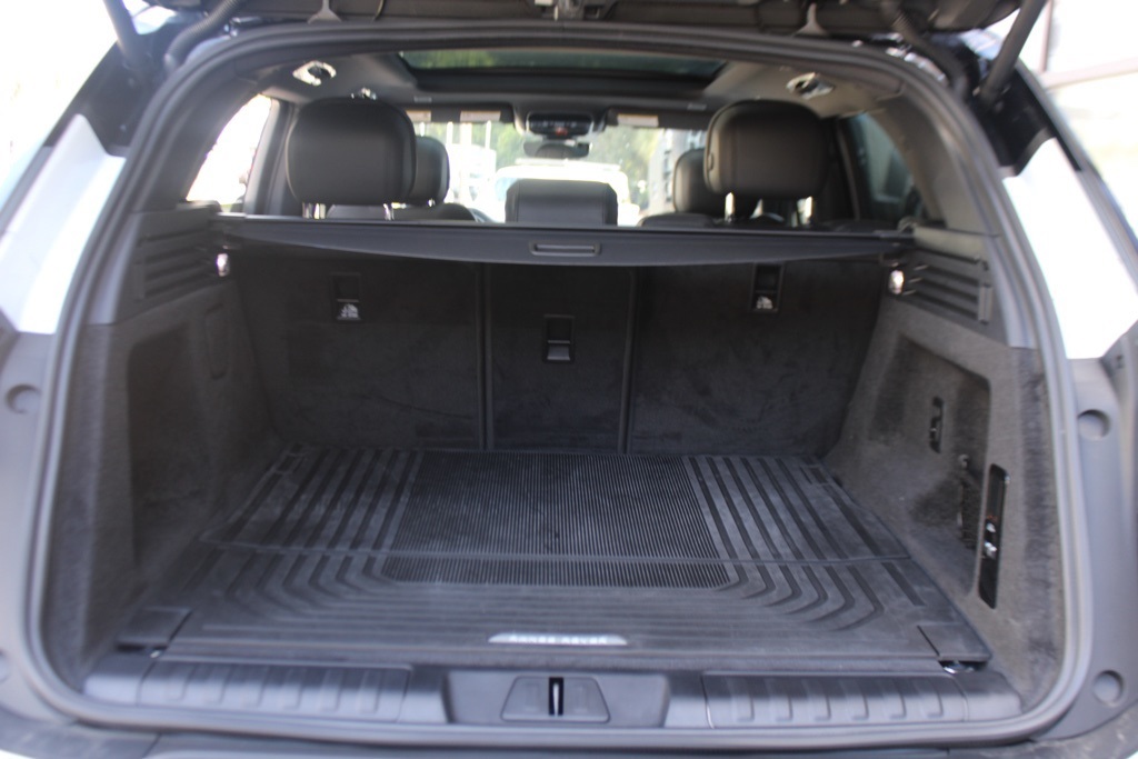 2024 Land Rover Range Rover Sport SE photo 33