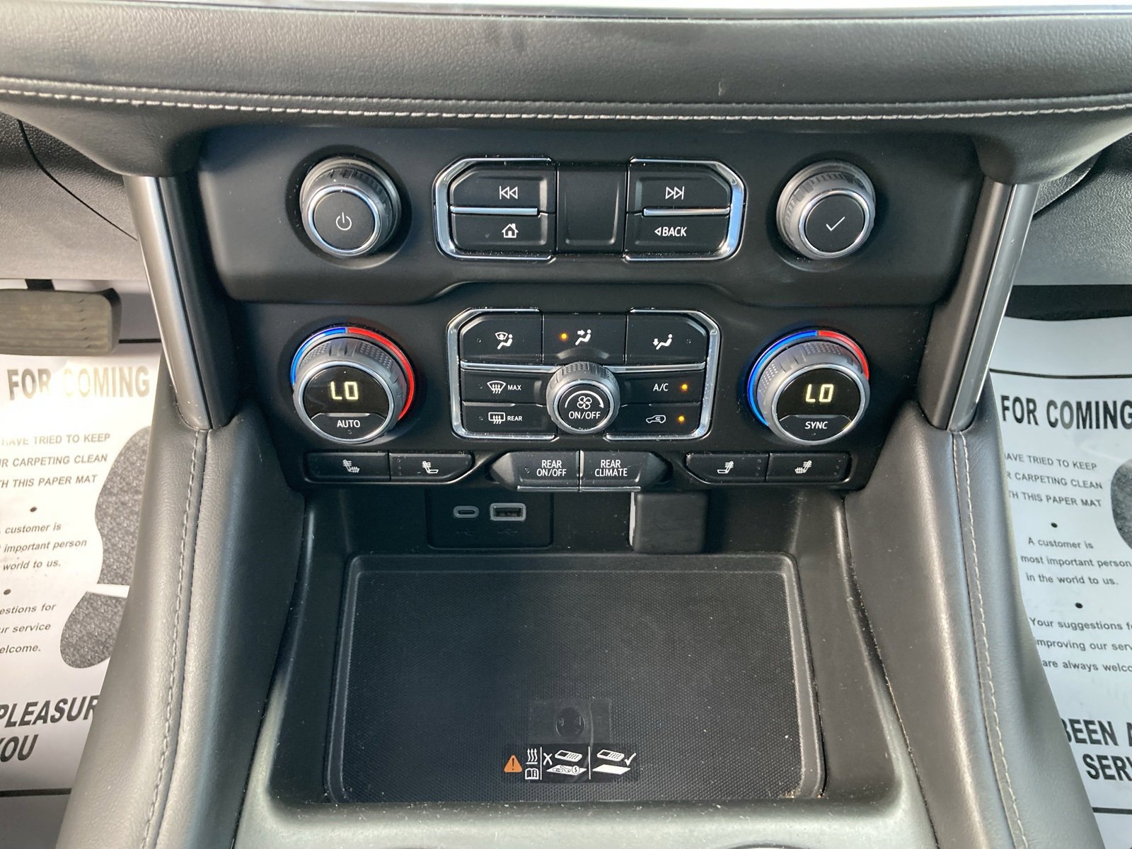 2024 Chevrolet Suburban Z71 photo 30