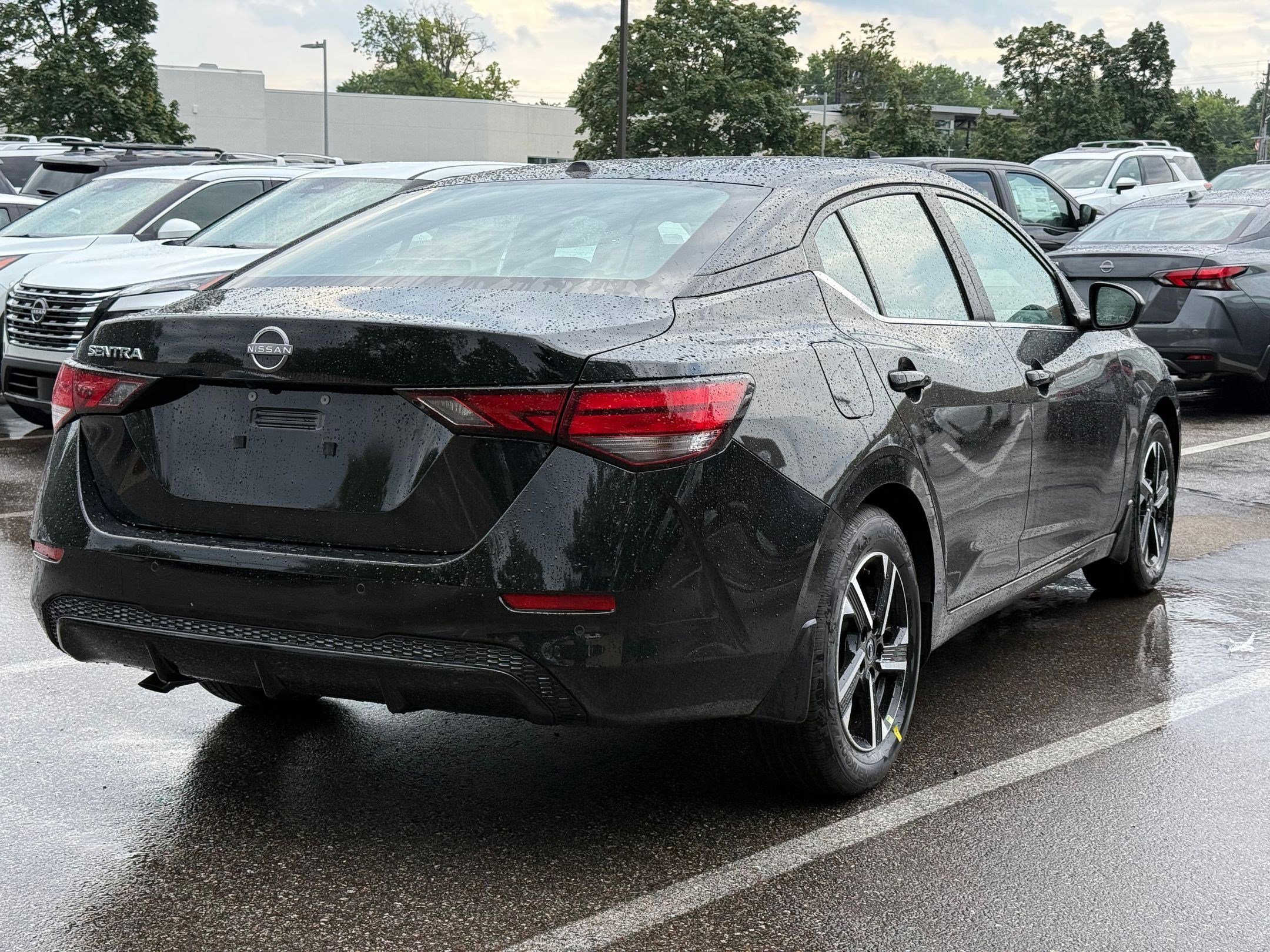 2025 Nissan Sentra SV photo 2