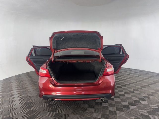 2018 Nissan Altima 2.5 S photo 10