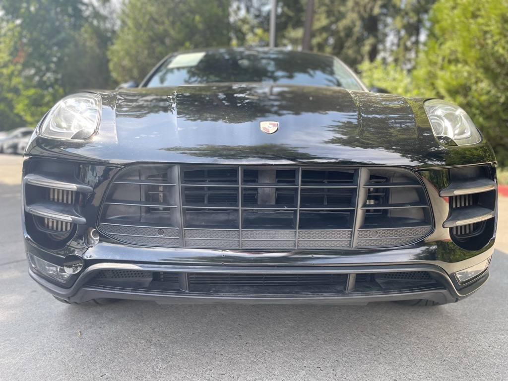 2018 Porsche Macan Turbo photo 4