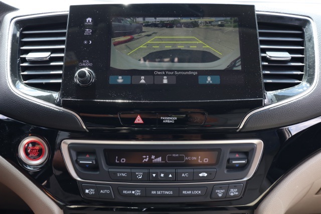 2019 Honda Pilot Touring photo 29