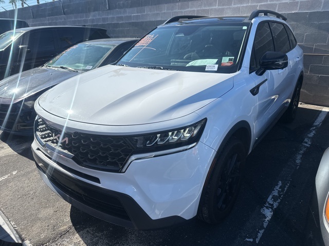 2022 Kia Sorento S photo 2