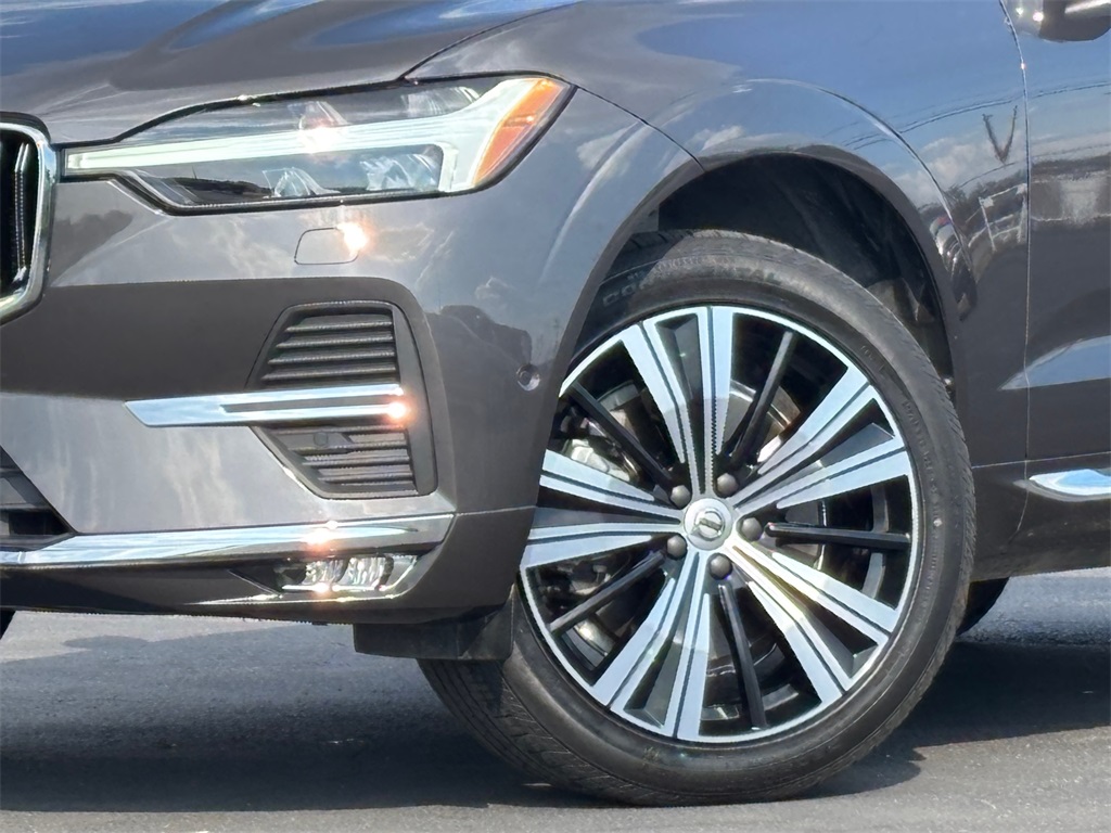 2022 Volvo XC60 Inscription photo 2