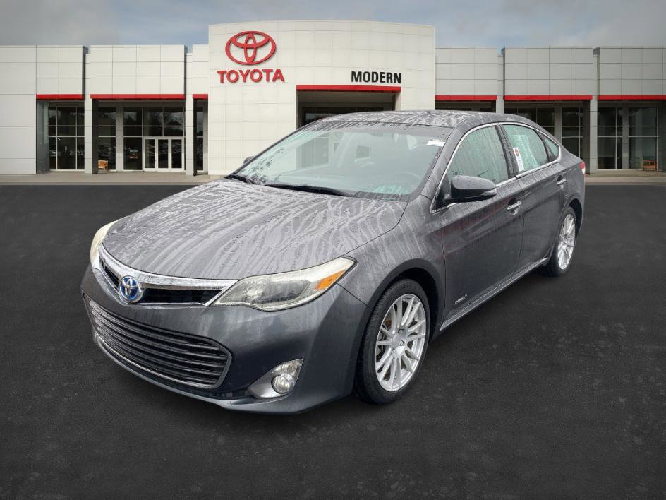 2013 Toyota Avalon Limited Hybrid's photo