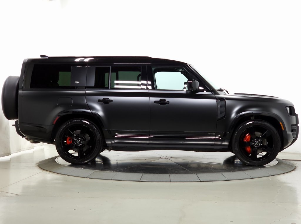 2024 LAND ROVER DEFENDER - Image 8