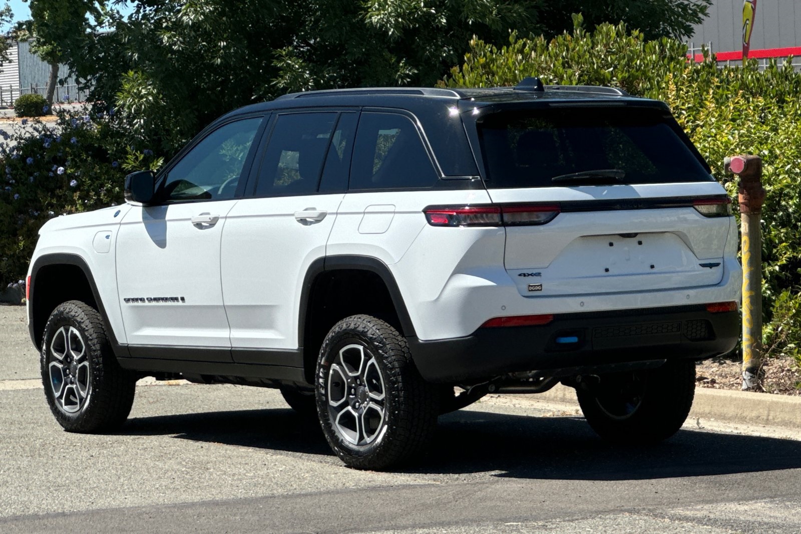 2023 Jeep Grand Cherokee Trailhawk 4xe photo 5