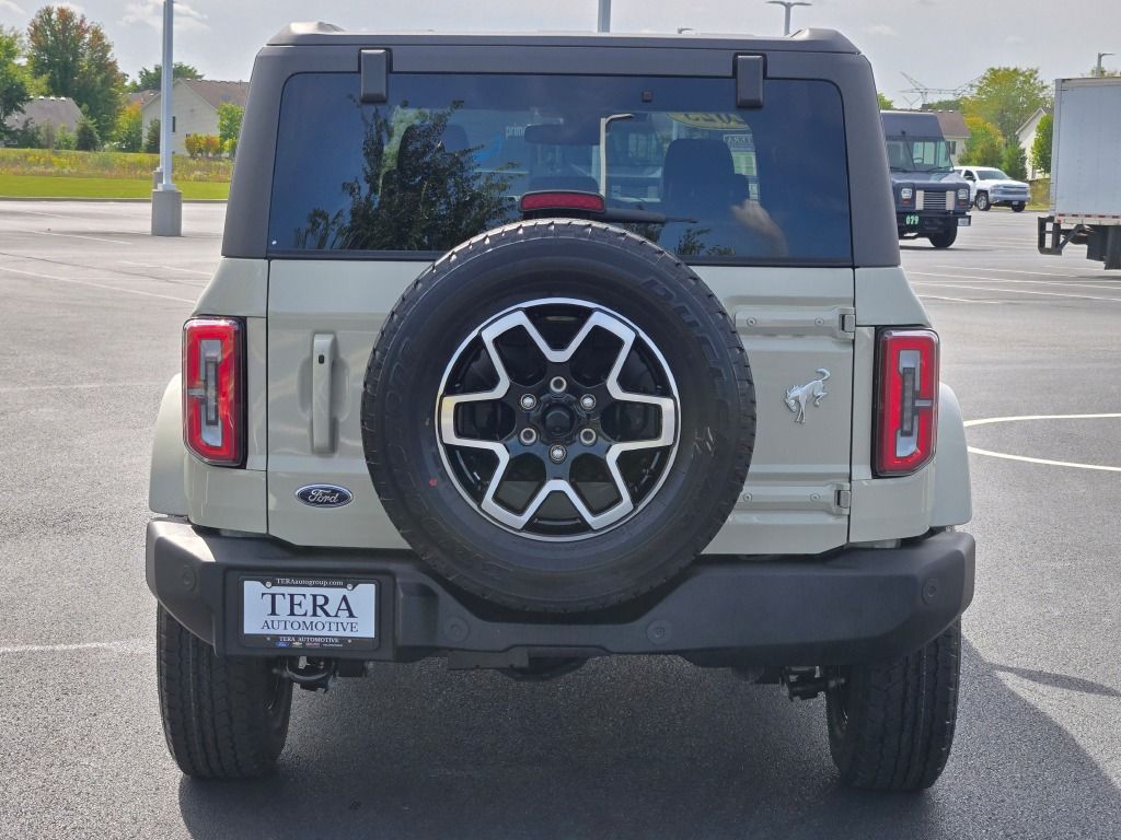 2025 Ford Bronco Outer Banks photo 11