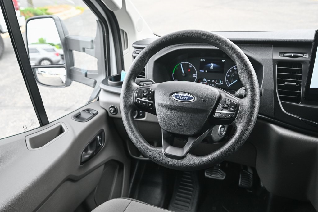 2025 Ford Transit photo 25