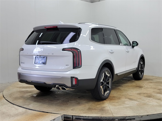 2025 Kia Telluride EX photo 4