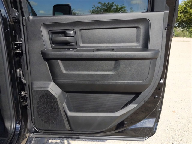 2026 Ram 3500 Tradesman photo 27
