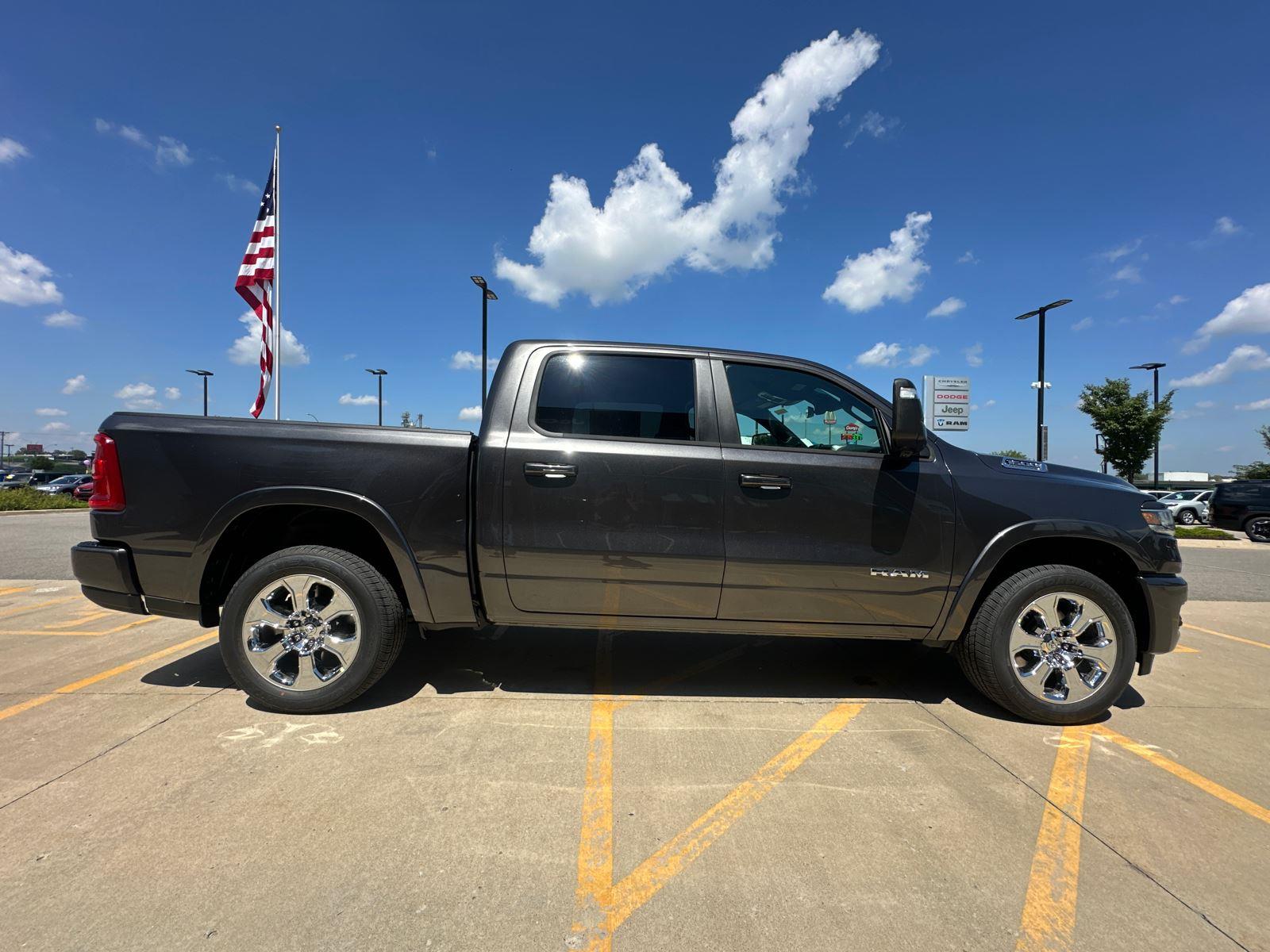 2026 Ram 1500 Big Horn photo 4