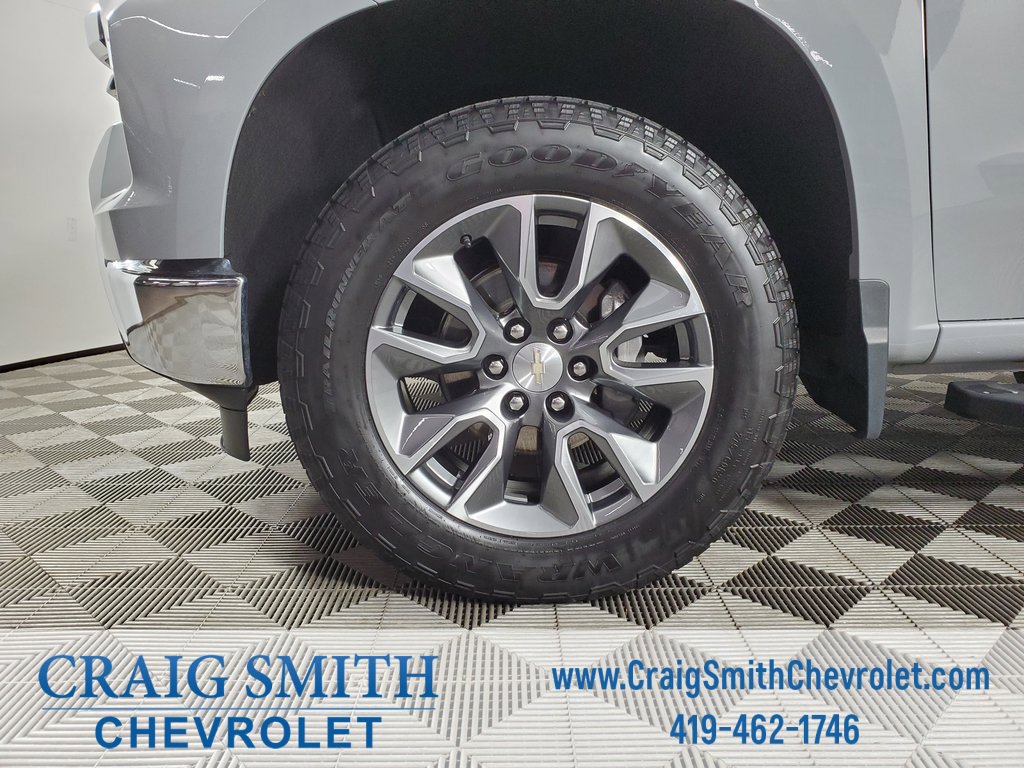 2024 Chevrolet Silverado 1500 LT photo 29