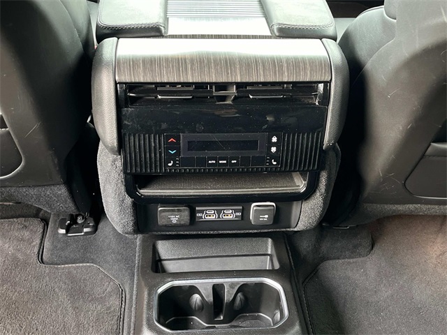 2023 Jeep Wagoneer Series III photo 13