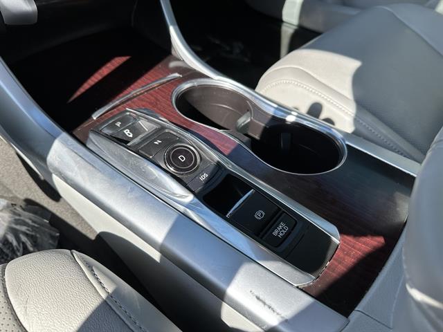 2016 Acura TLX Technology photo 15