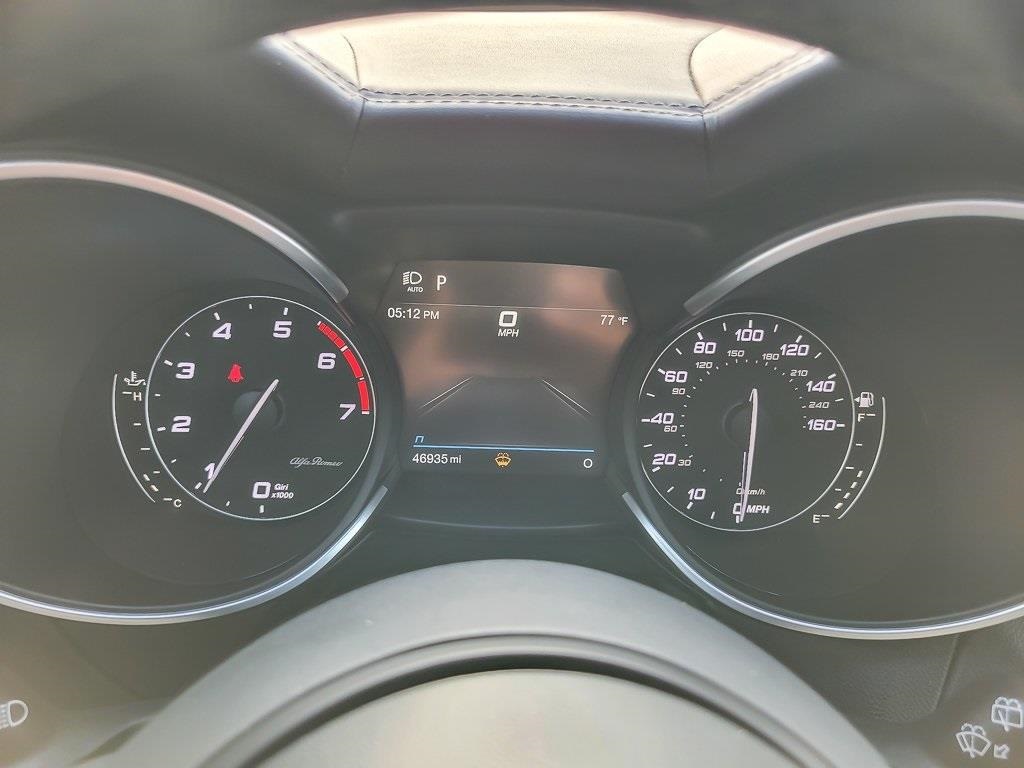 2022 Alfa Romeo Stelvio Ti photo 11