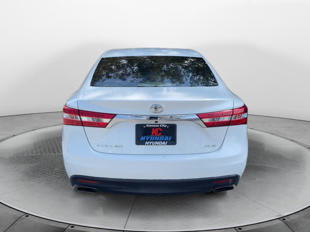 2015 Toyota Avalon XLE photo 4