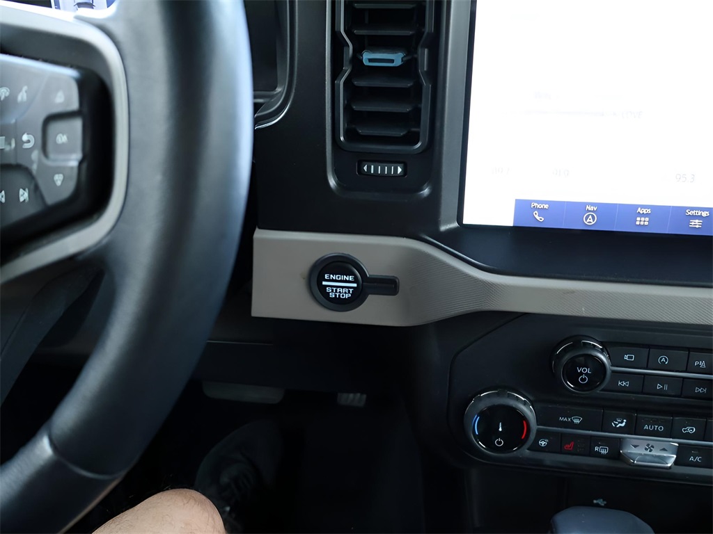 2022 Ford Bronco Wildtrak photo 29