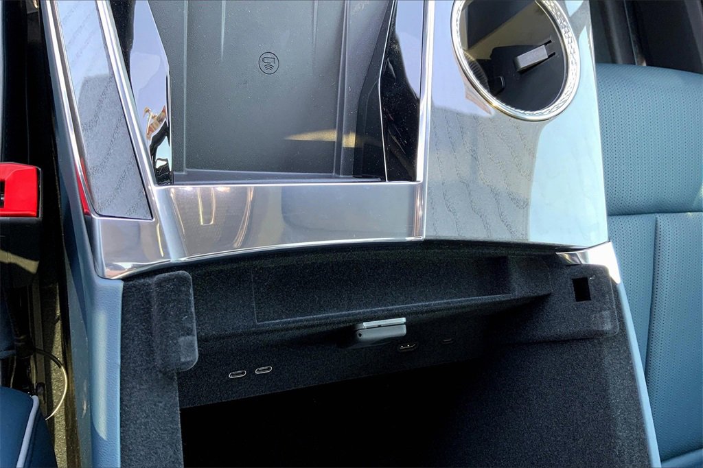 2026 Cadillac Escalade IQ Premium Sport photo 25