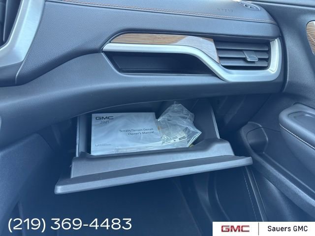 2021 Gmc Terrain SLE photo 15