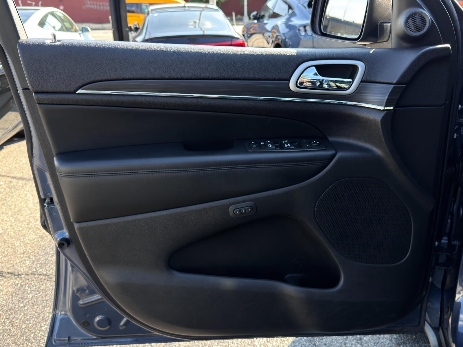 2021 Jeep Grand Cherokee Limited photo 10