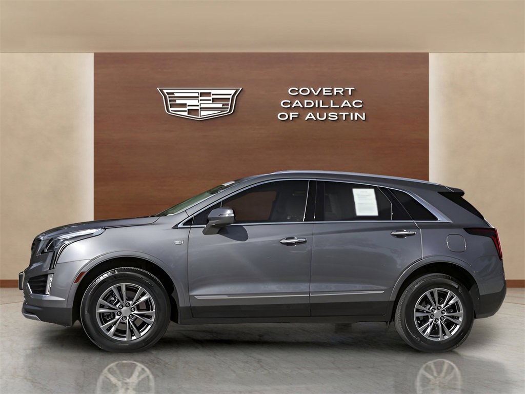 2022 Cadillac XT5 Premium Luxury photo 2