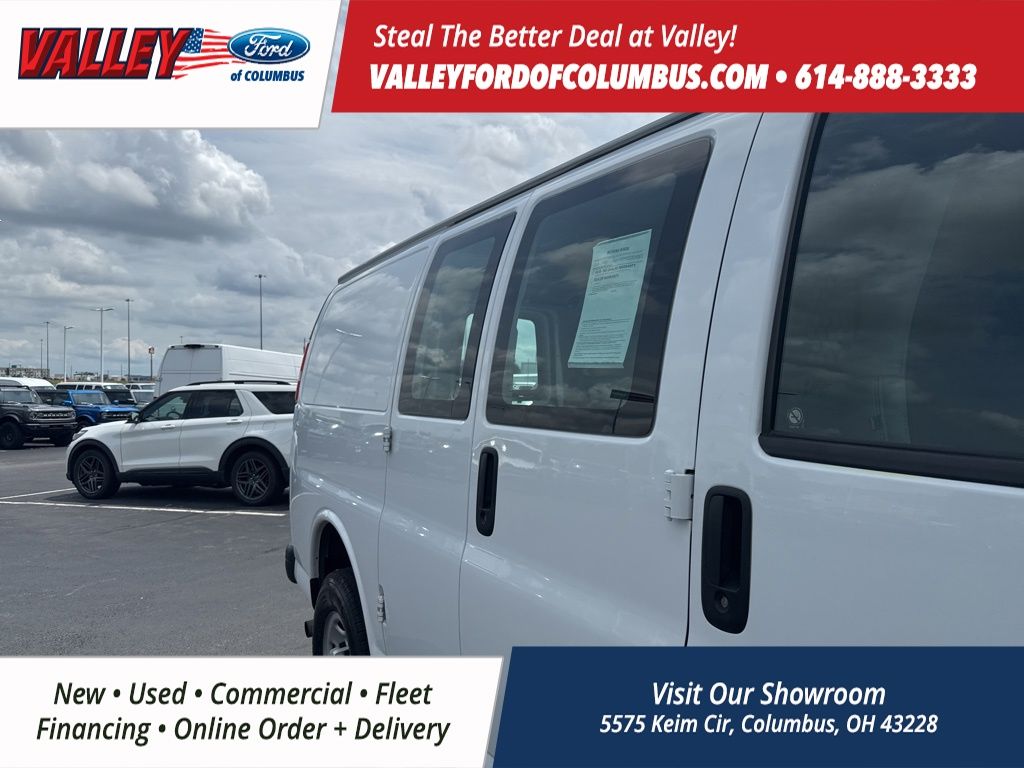 2023 Chevrolet Express 2500 Work Van photo 15
