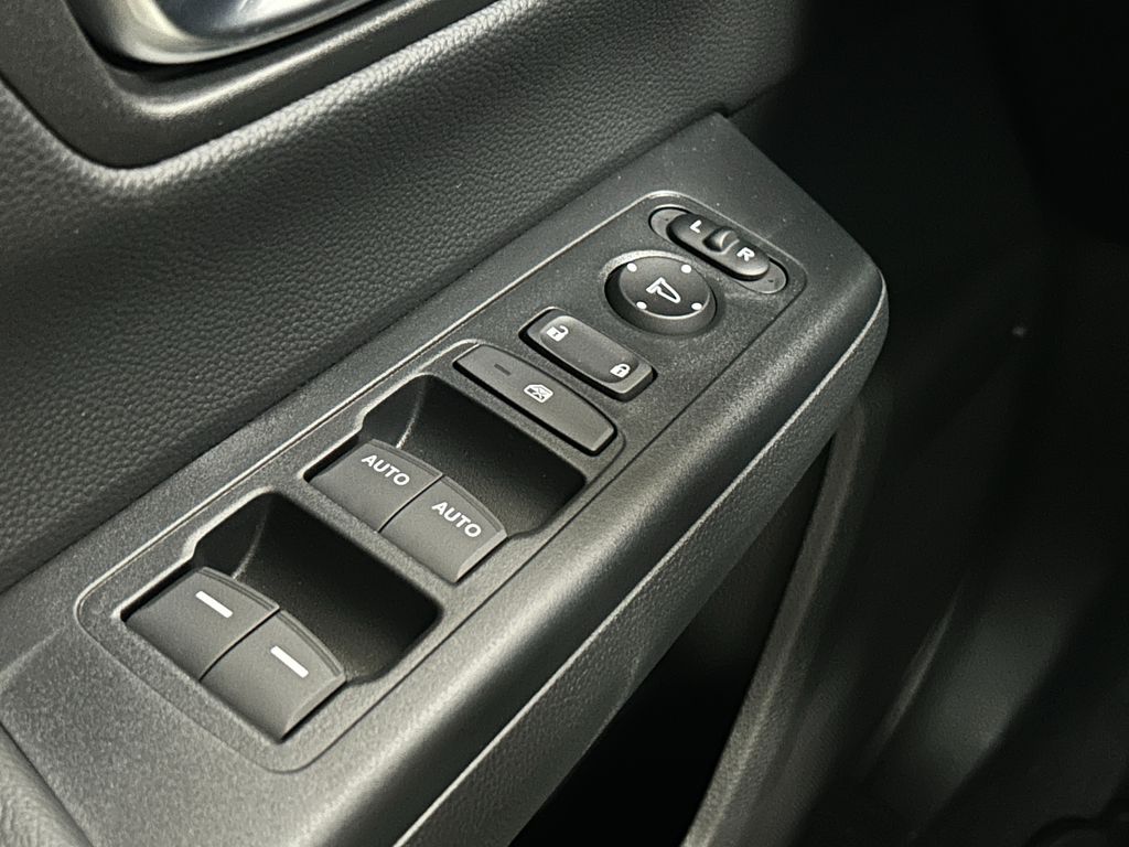 2026 Honda CR-V EX photo 11