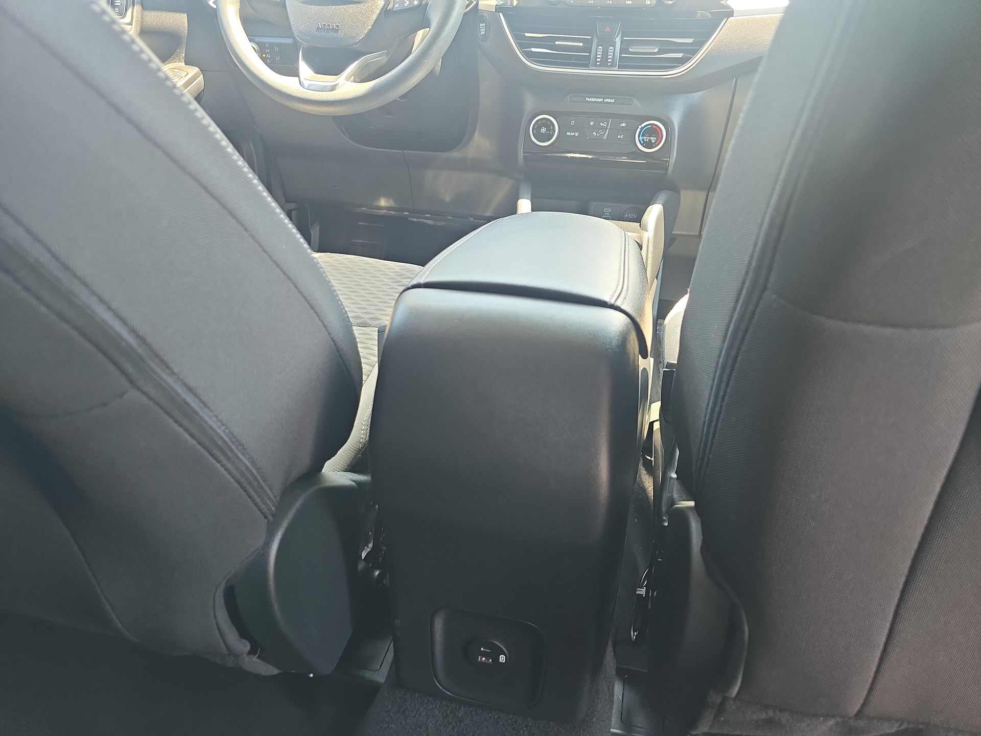 2022 Ford Escape SE photo 47