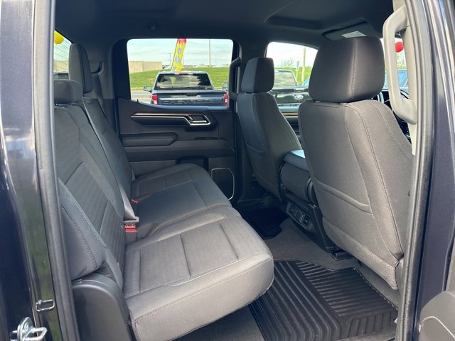 2022 Chevrolet Silverado 1500 LT photo 22