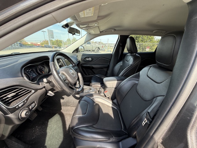 2019 Jeep Cherokee Altitude photo 12