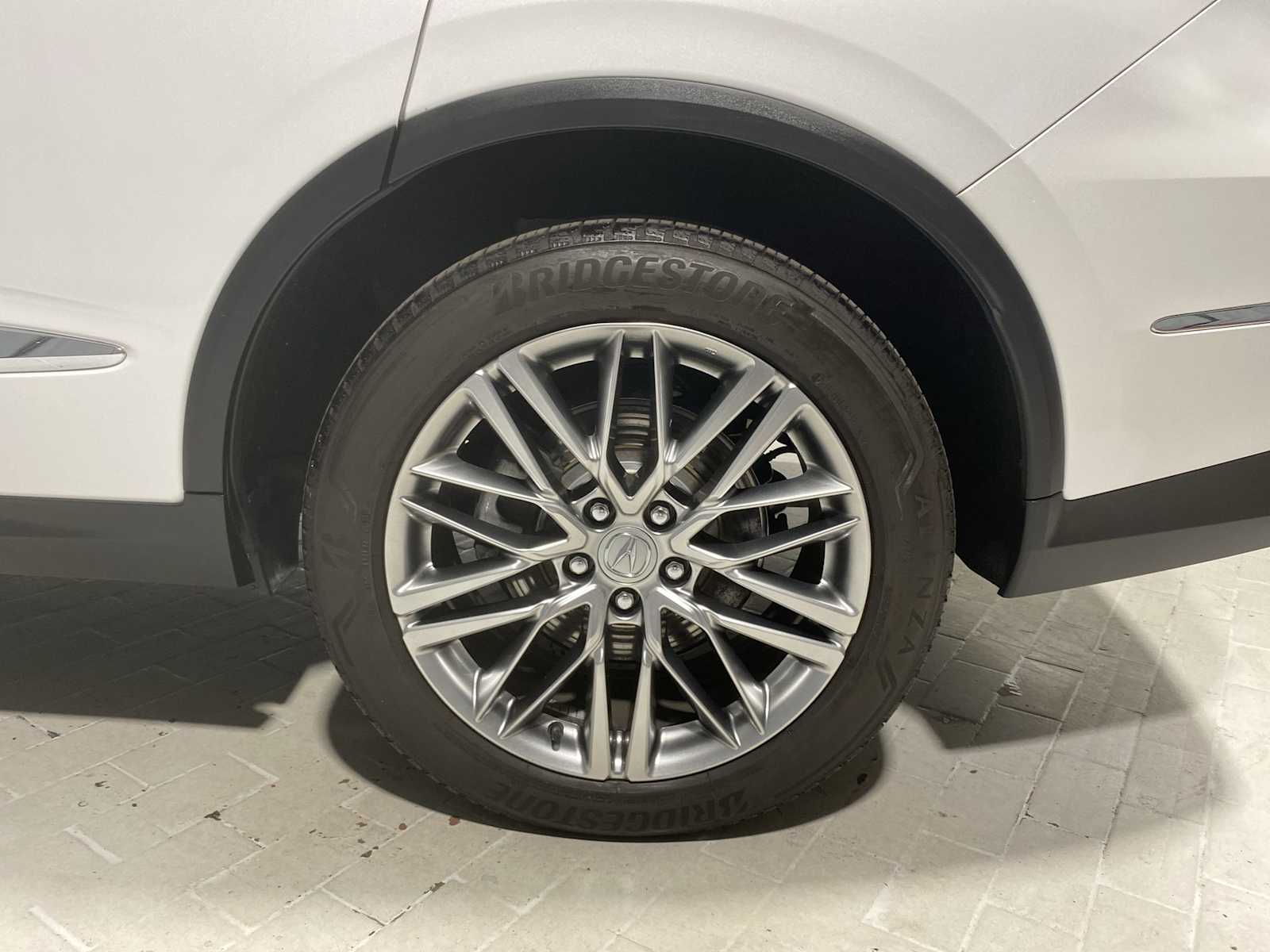 2024 Acura MDX Advance SH-AWD photo 7