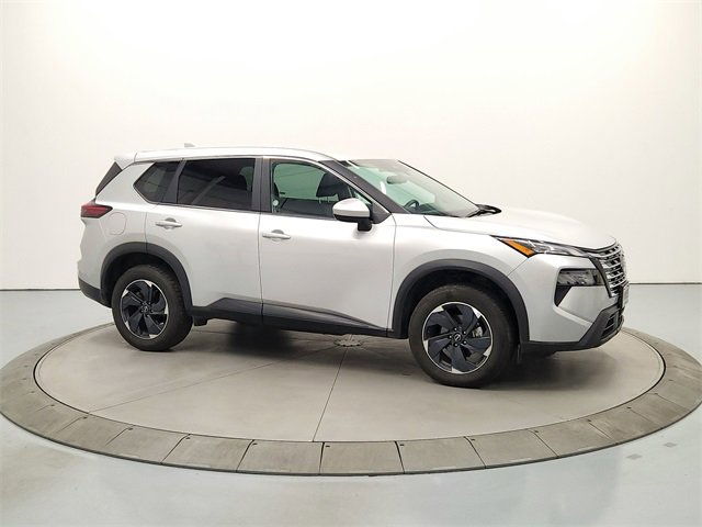 2024 Nissan Rogue SV photo 7