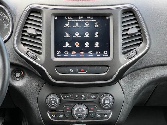 2019 Jeep Cherokee Trailhawk photo 16