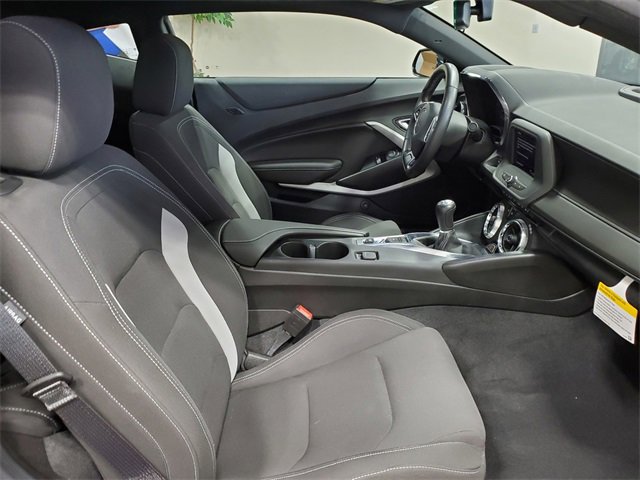 2022 Chevrolet Camaro 1LS photo 13