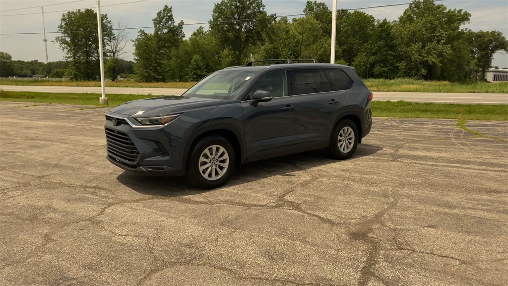 2024 Toyota Grand Highlander XLE photo 4