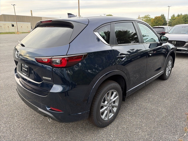 2025 Mazda CX-5 2.5 S Preferred photo 3