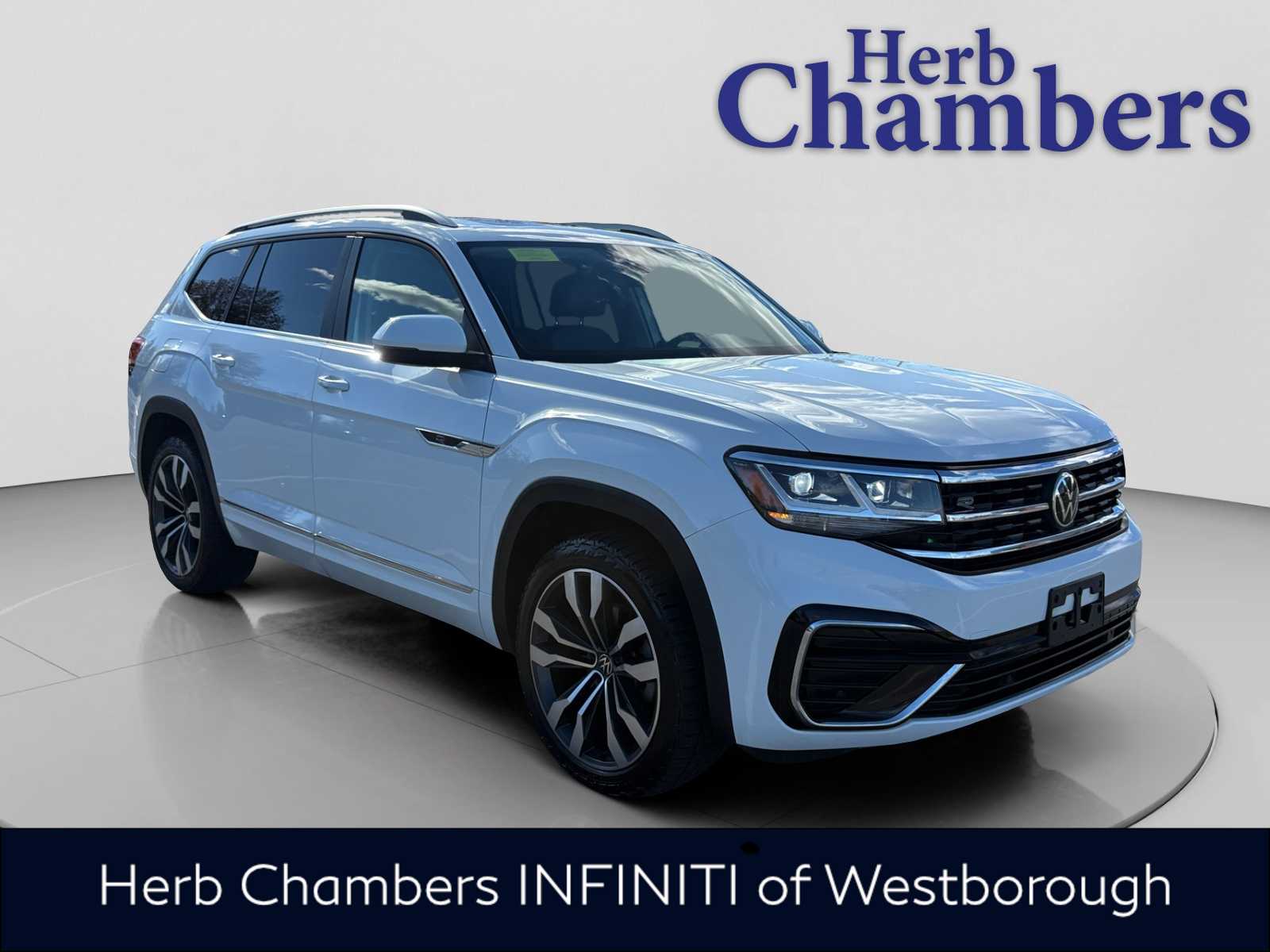 2021 Volkswagen Atlas SEL R-Line's photo