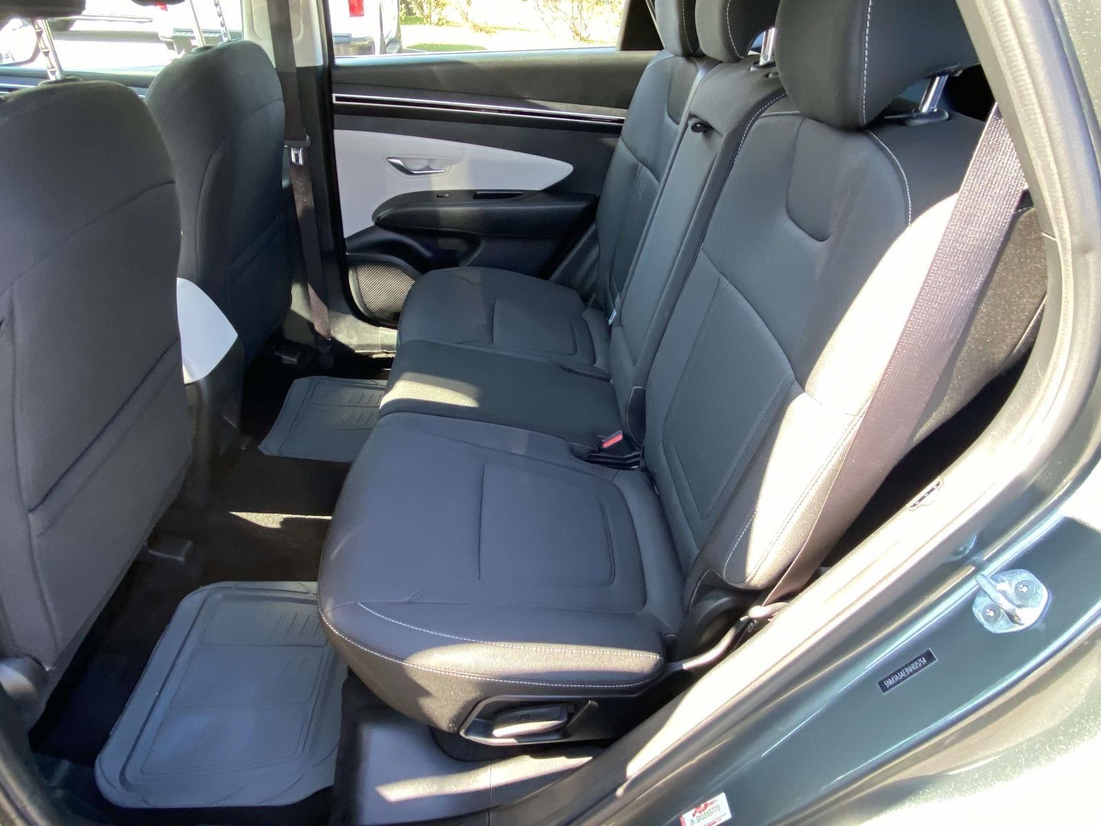 2022 Hyundai Tucson SE photo 2